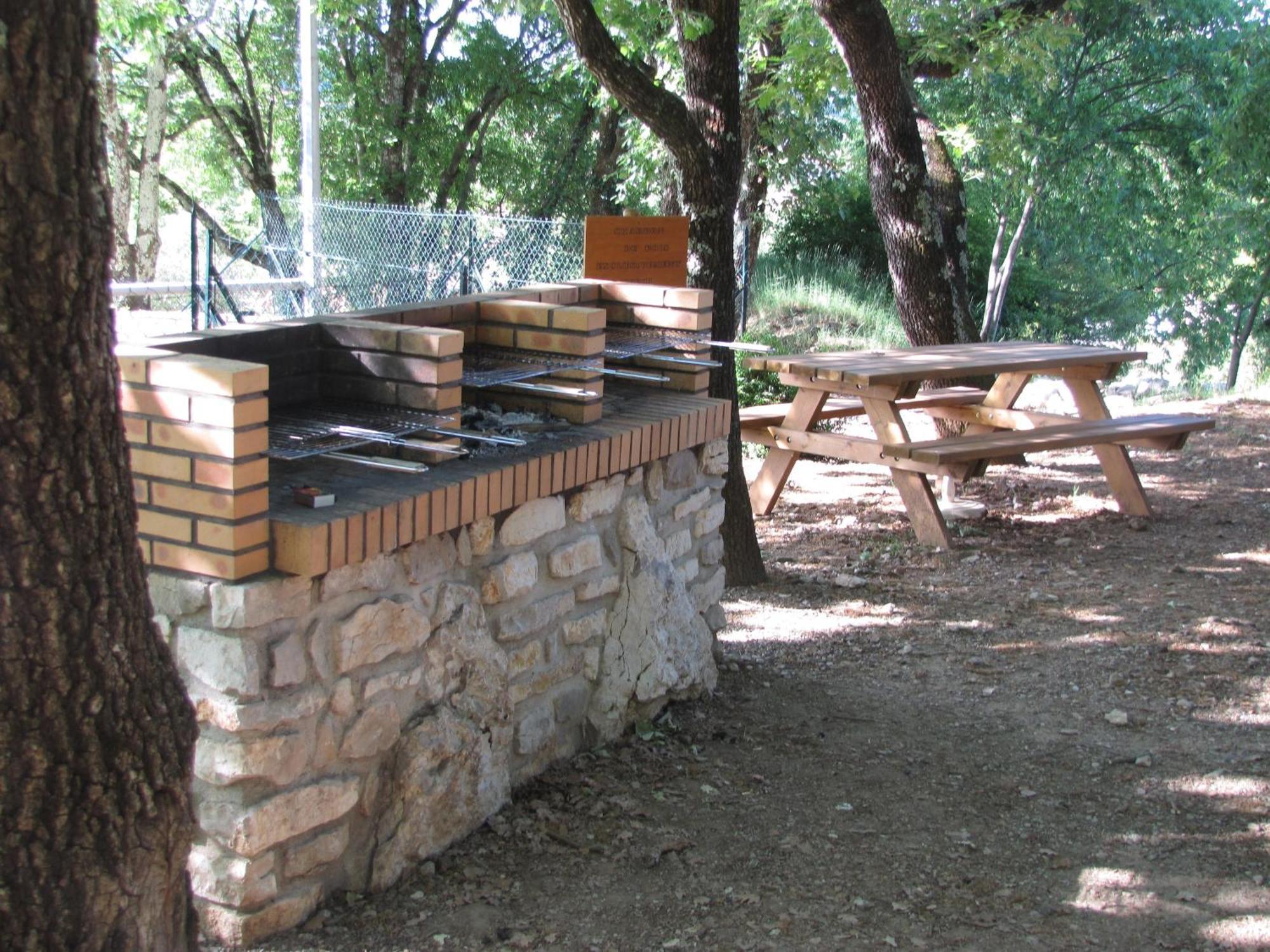 Camping Chalets Les Chenes Verts Vogue Esterno foto